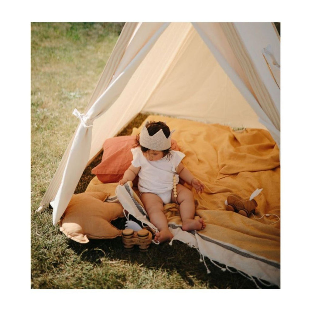 Kinderfeets Tent - Natural Organic Cotton & Sustainable Pine Wood 1